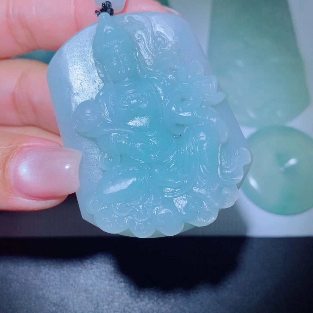 定制翡翠未镶嵌吊坠