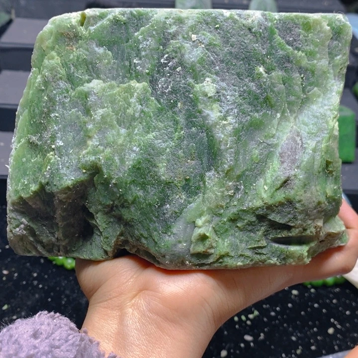 和田玉未镶嵌珠宝半成品