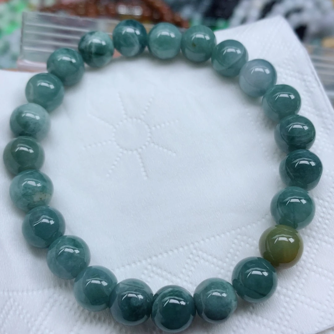 颈饰未镶嵌翡翠手串