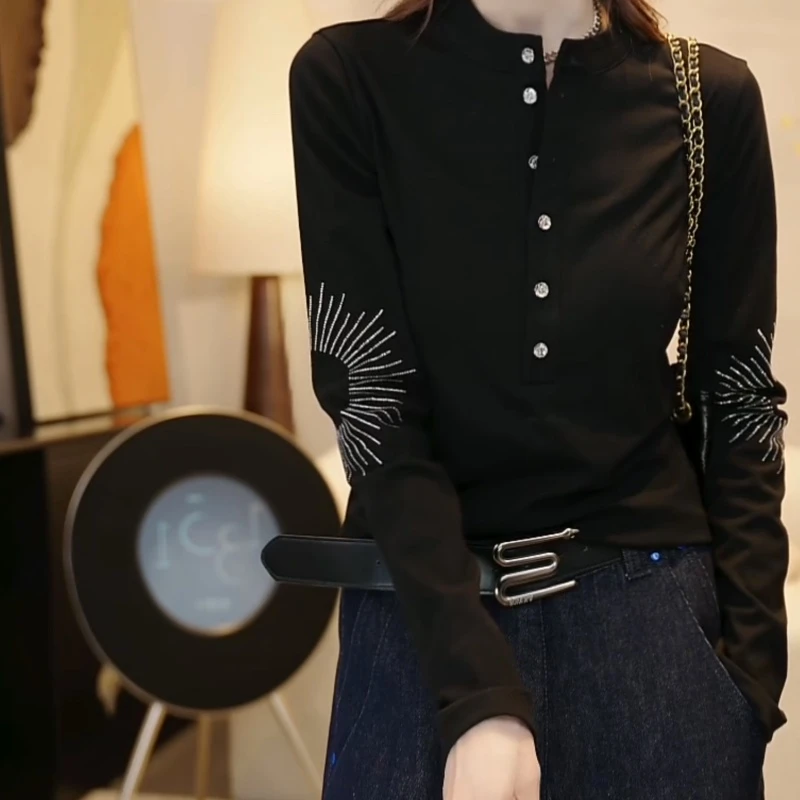 『巴黎之夜』秋季设计师极简风高定烫钻长袖T恤上衣LK2505599