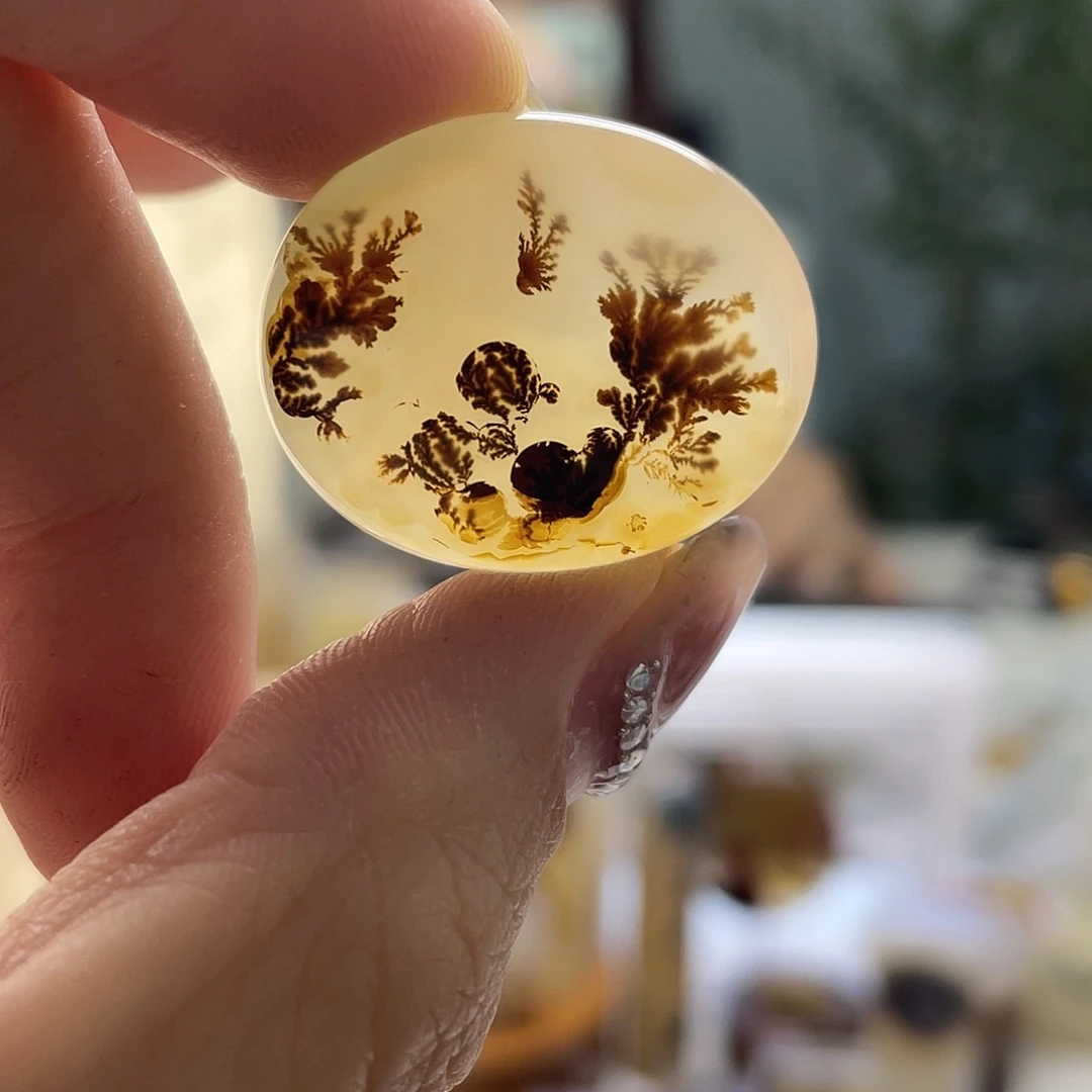 玛瑙/玉髓未镶嵌珠宝奇石