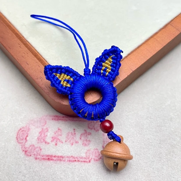 蓝色招财猫咪铃铛挂件C524 HN