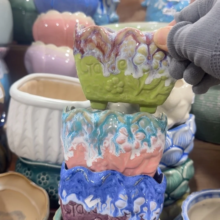 凑9块包邮，有孔，陶瓷花盆