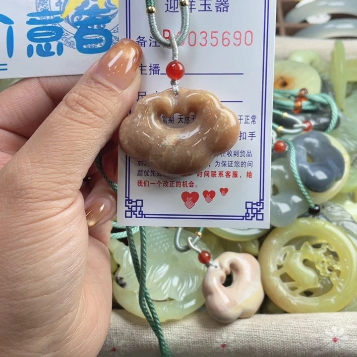 静***！蛇纹石玉未镶嵌手镯