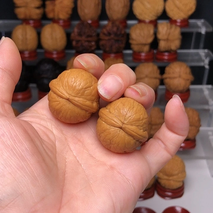 文玩核桃吊坠13蛇皮球
