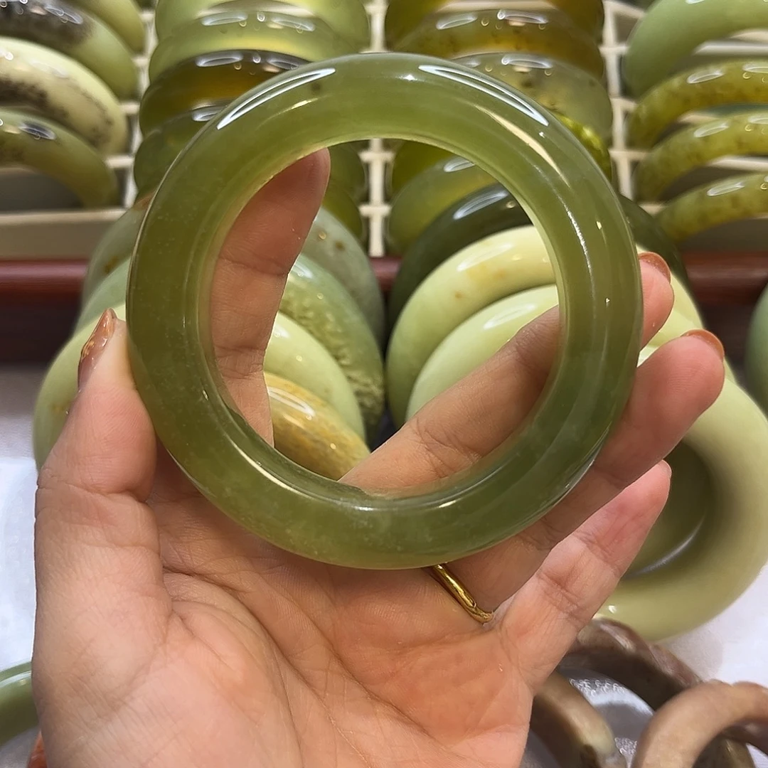 蛇纹石玉未镶嵌手镯13号58