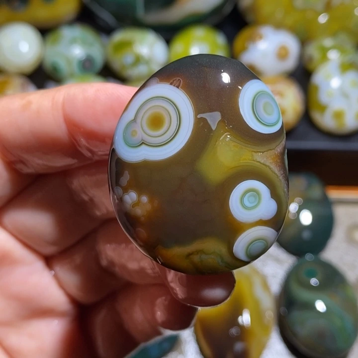 未镶嵌玛瑙/玉髓珠宝半成品141