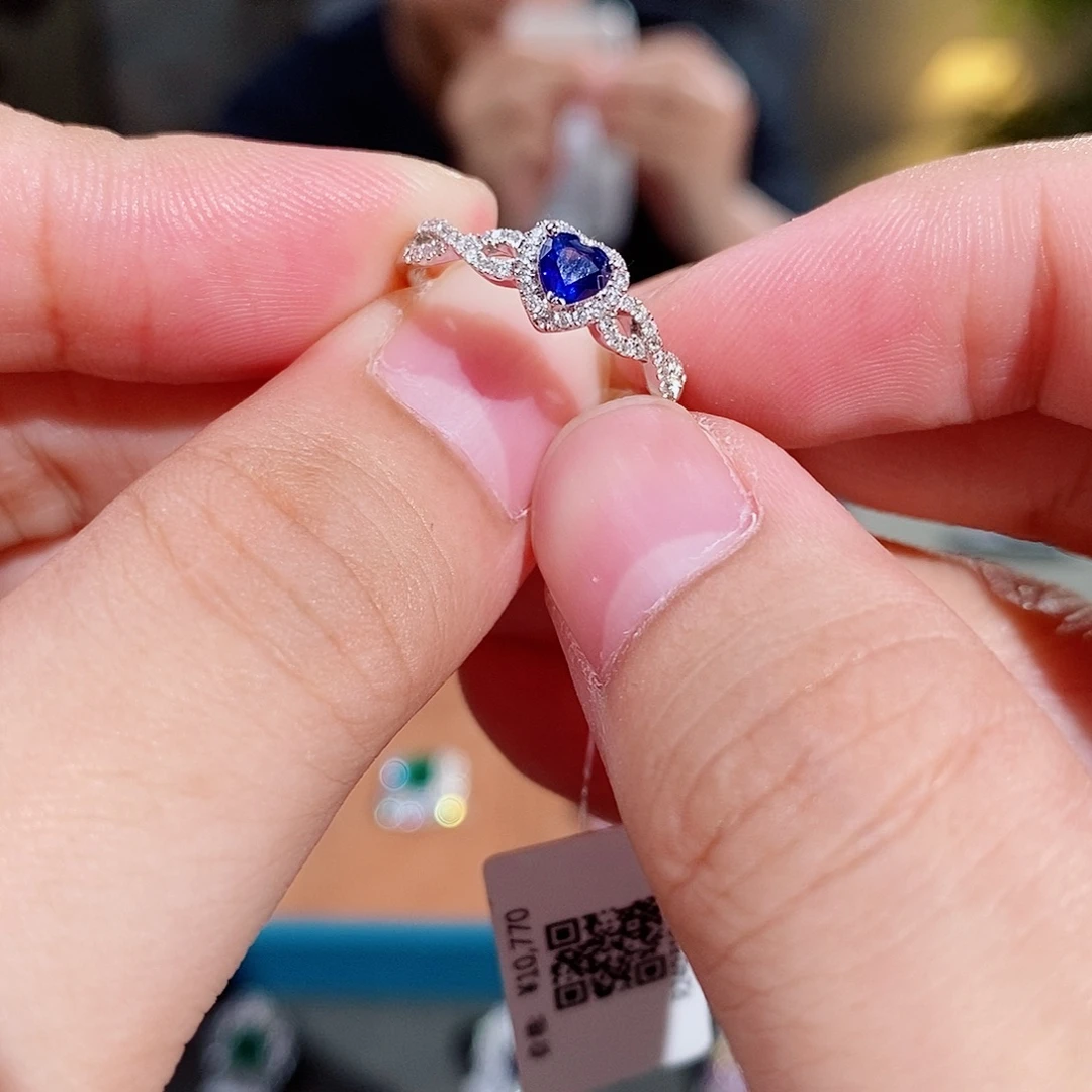 蓝宝石18K金镶嵌戒指0.30ct