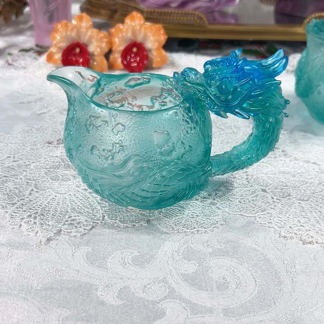 陶瓷QAA332冰蓝色龙纹公道杯