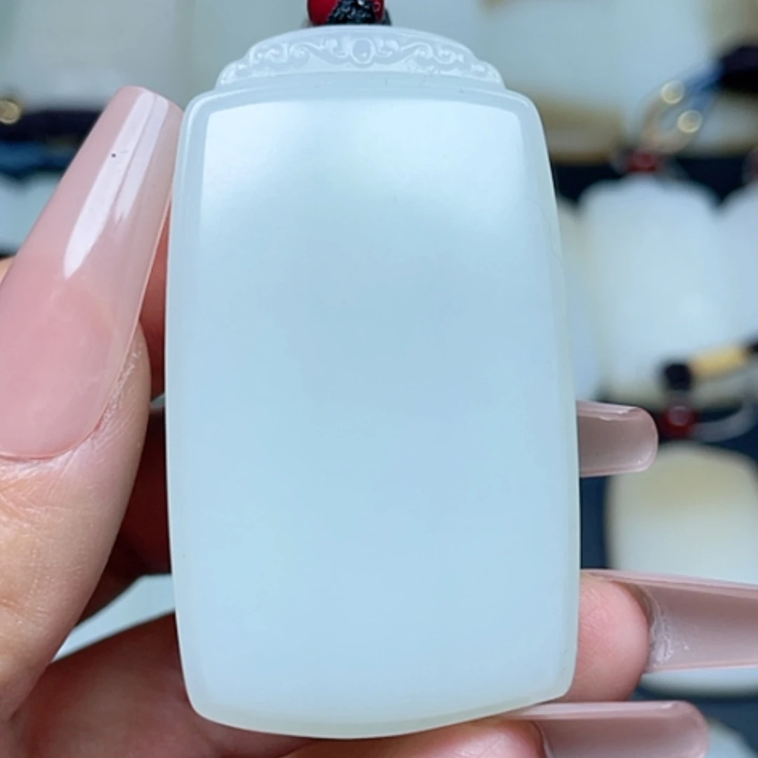 【闪购商品】颈饰未镶嵌和田玉