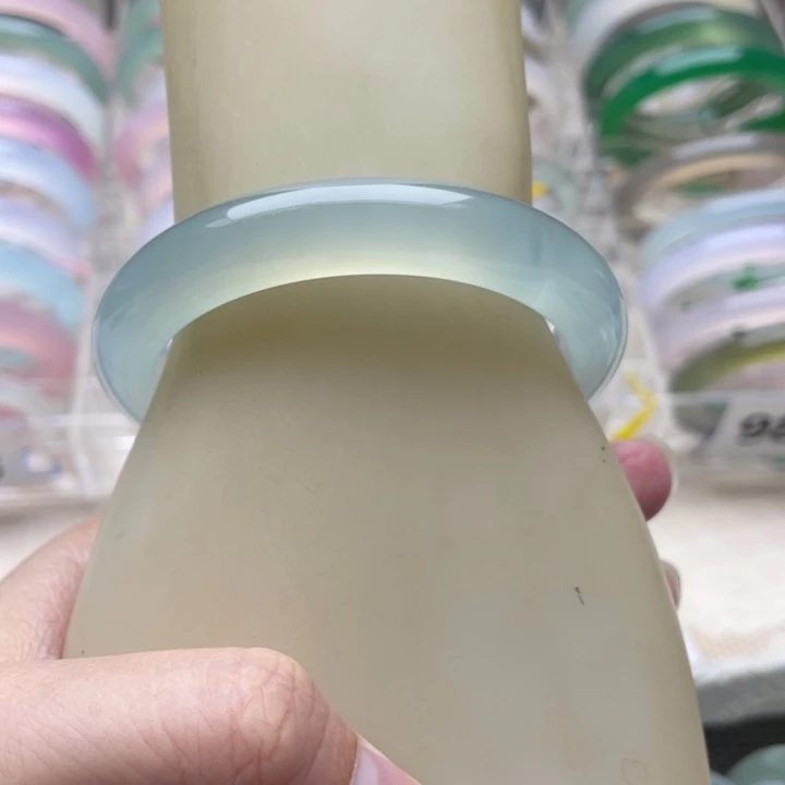手镯玛瑙/玉髓未镶嵌56圈口