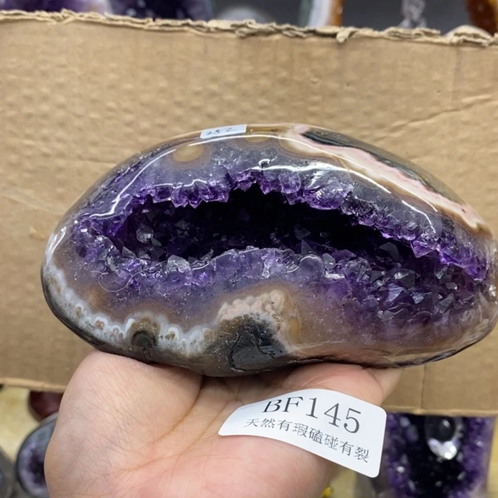 水晶未镶嵌大型摆件（非配饰）