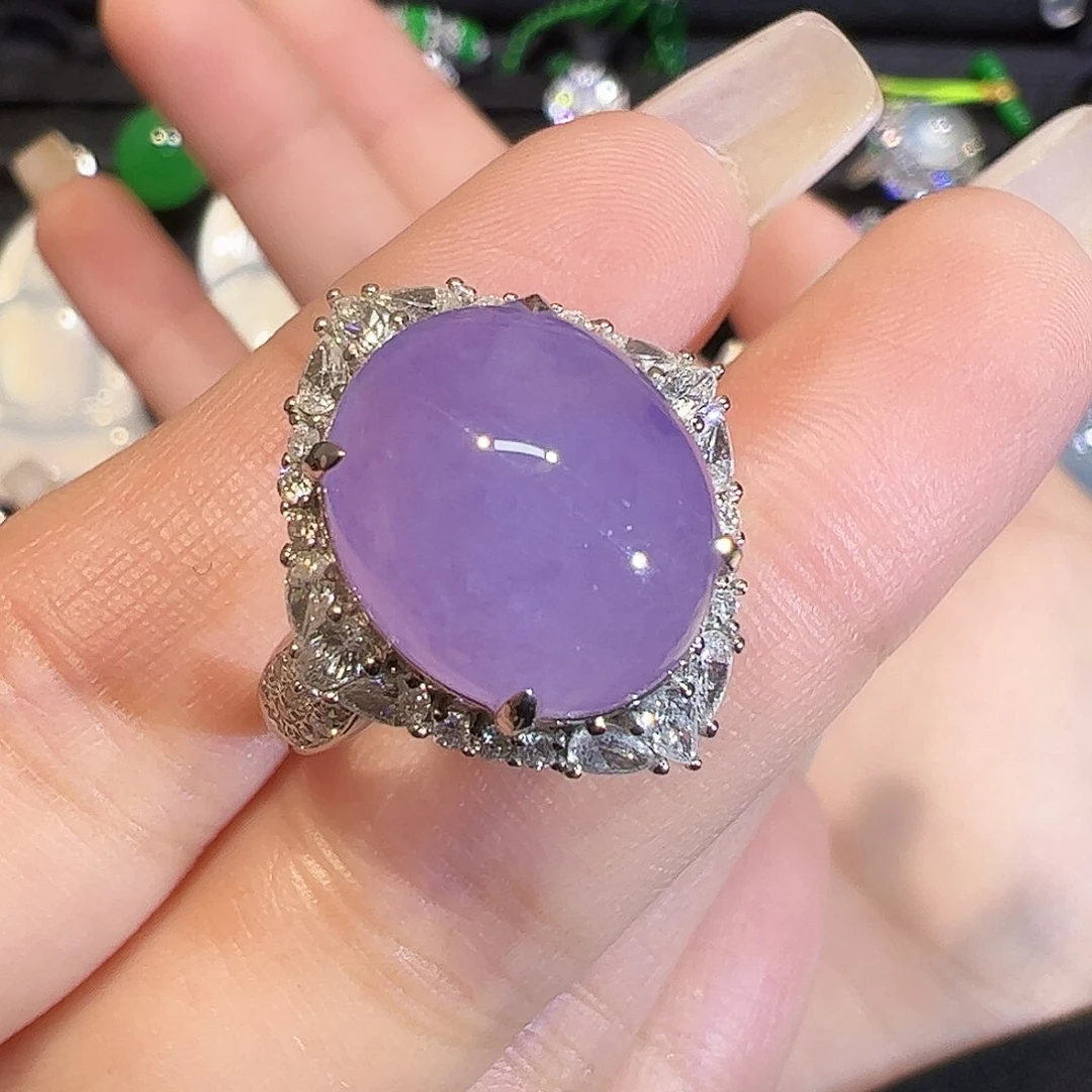 翡翠戒指18K金镶嵌蛋面