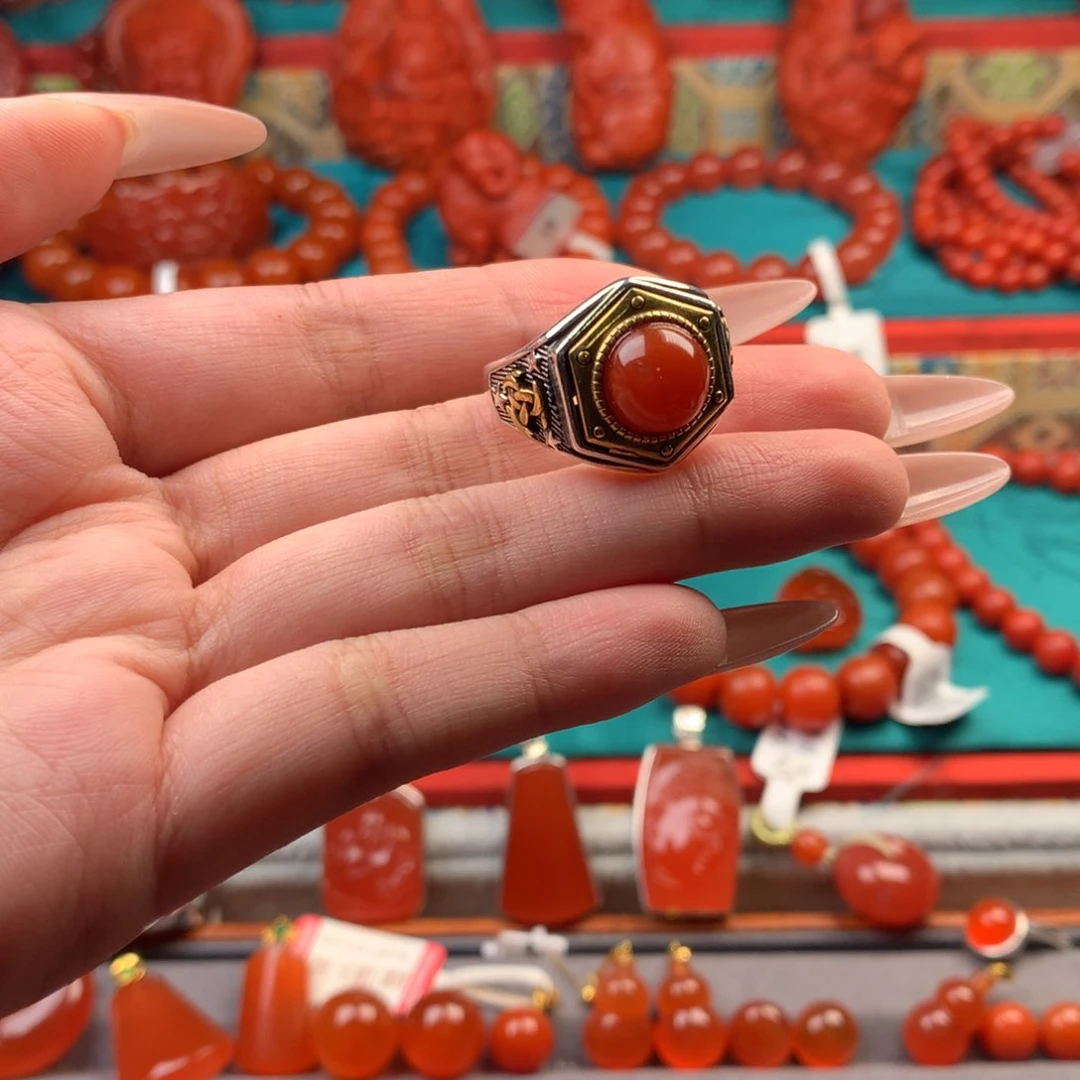 银S925镶嵌南红玛瑙戒指