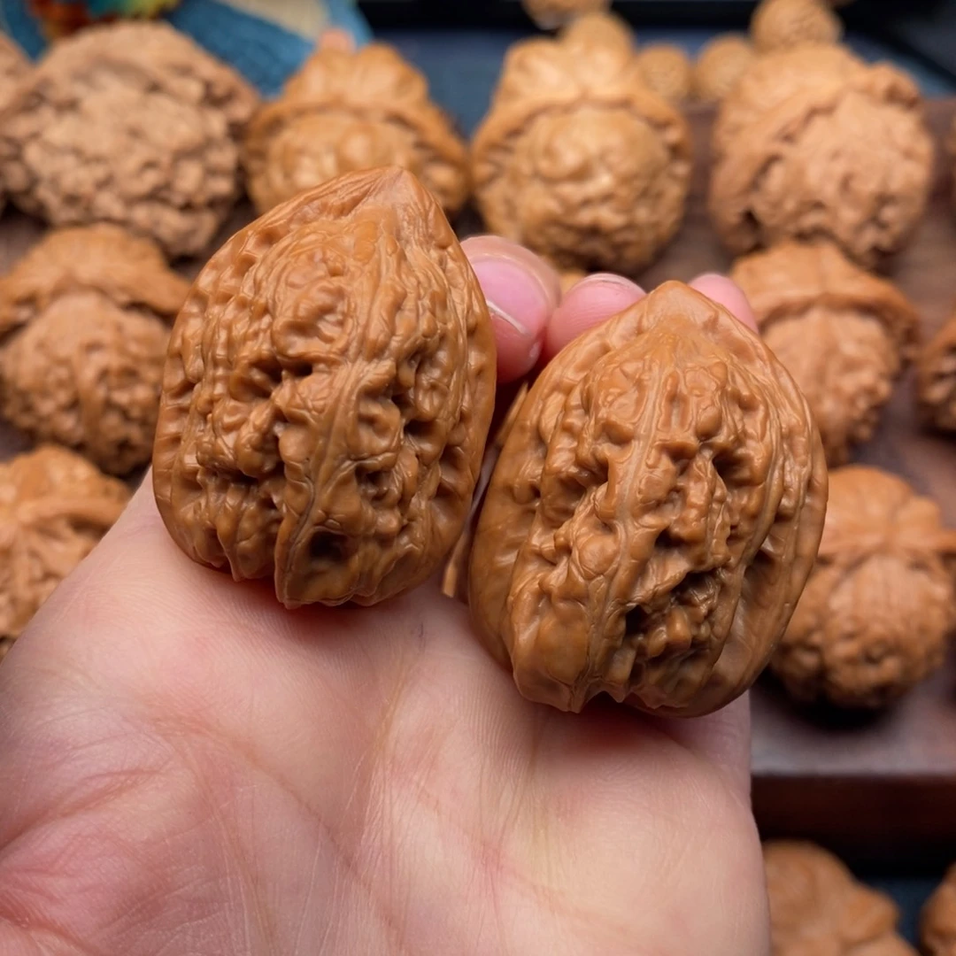 文玩核桃把件30全品，赤龙鸡心