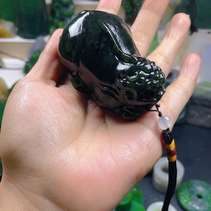 和田玉未镶嵌珠宝半成品