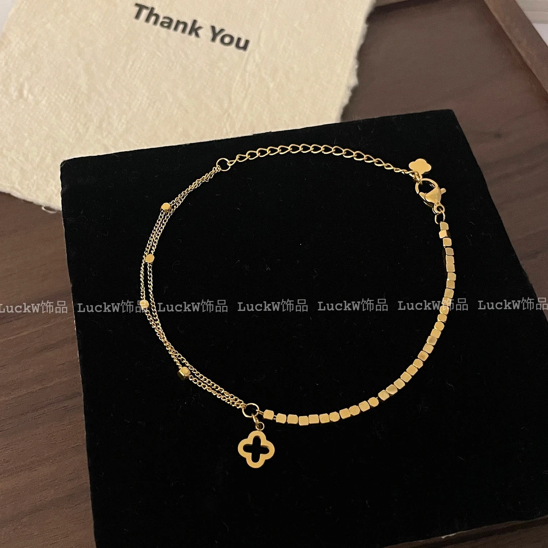 钛钢手链 幸运草蹦迪方糖碎金子手饰金色气质百搭高级感爆闪手链