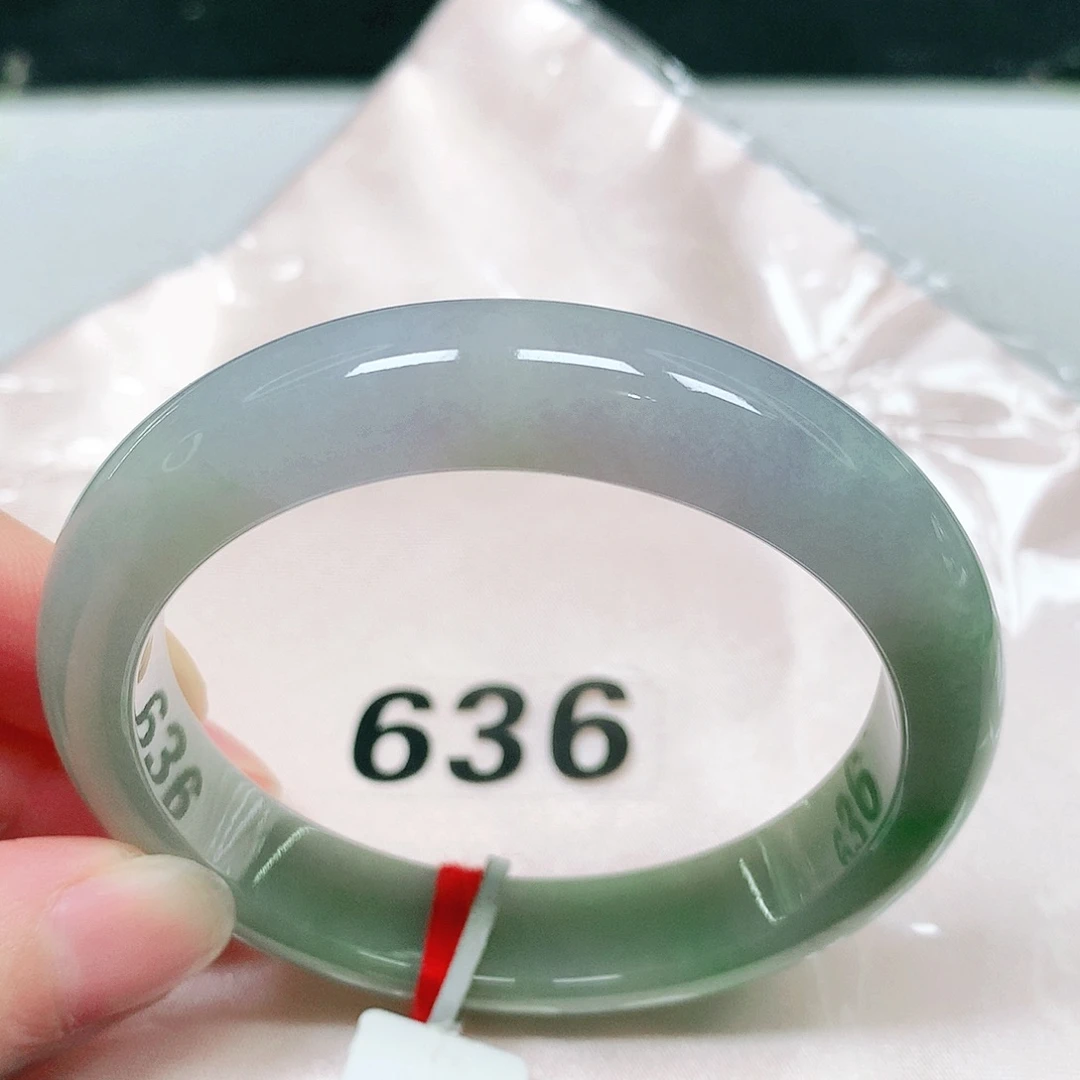 翡翠未镶嵌手镯51 号翡翠手镯