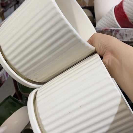 多肉绿植陶瓷花盆9.9包邮，有孔