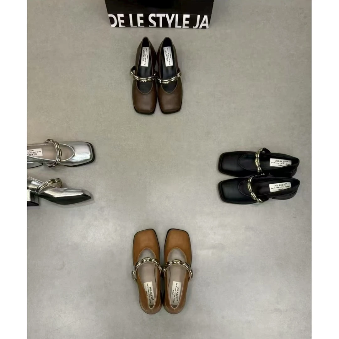 2025年秋季新款休闲时尚百搭一字带金属装饰网红爆款单鞋玛丽珍鞋