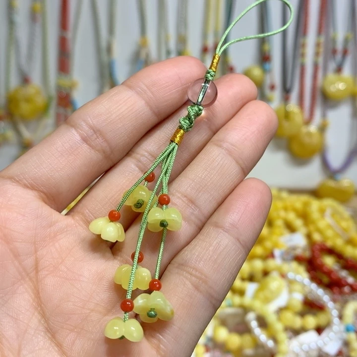 蜜蜡未镶嵌裸石手机挂