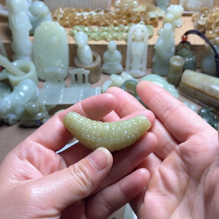 和田玉未镶嵌颈饰好*