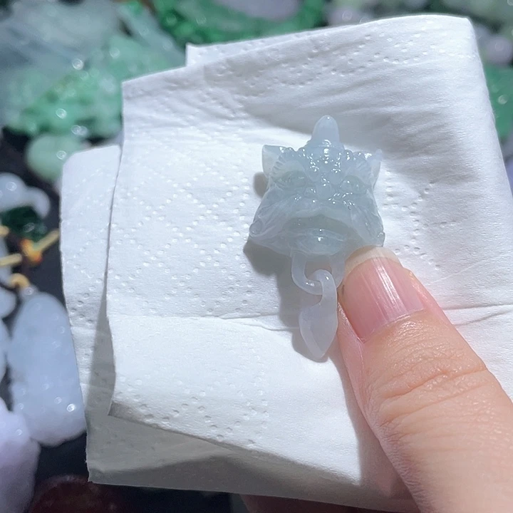 颈饰未镶嵌翡翠天