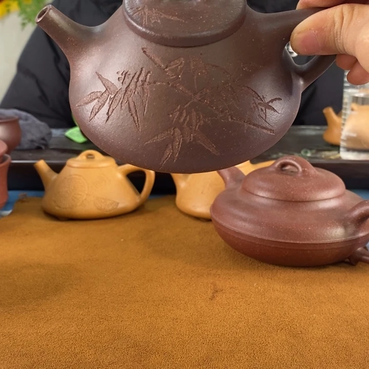 紫砂茶壶付*朋天青子冶240左右的容量