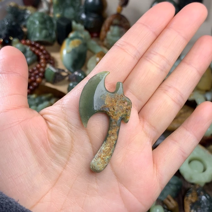 岫岩河磨玉（透闪石质玉）吊坠未镶嵌