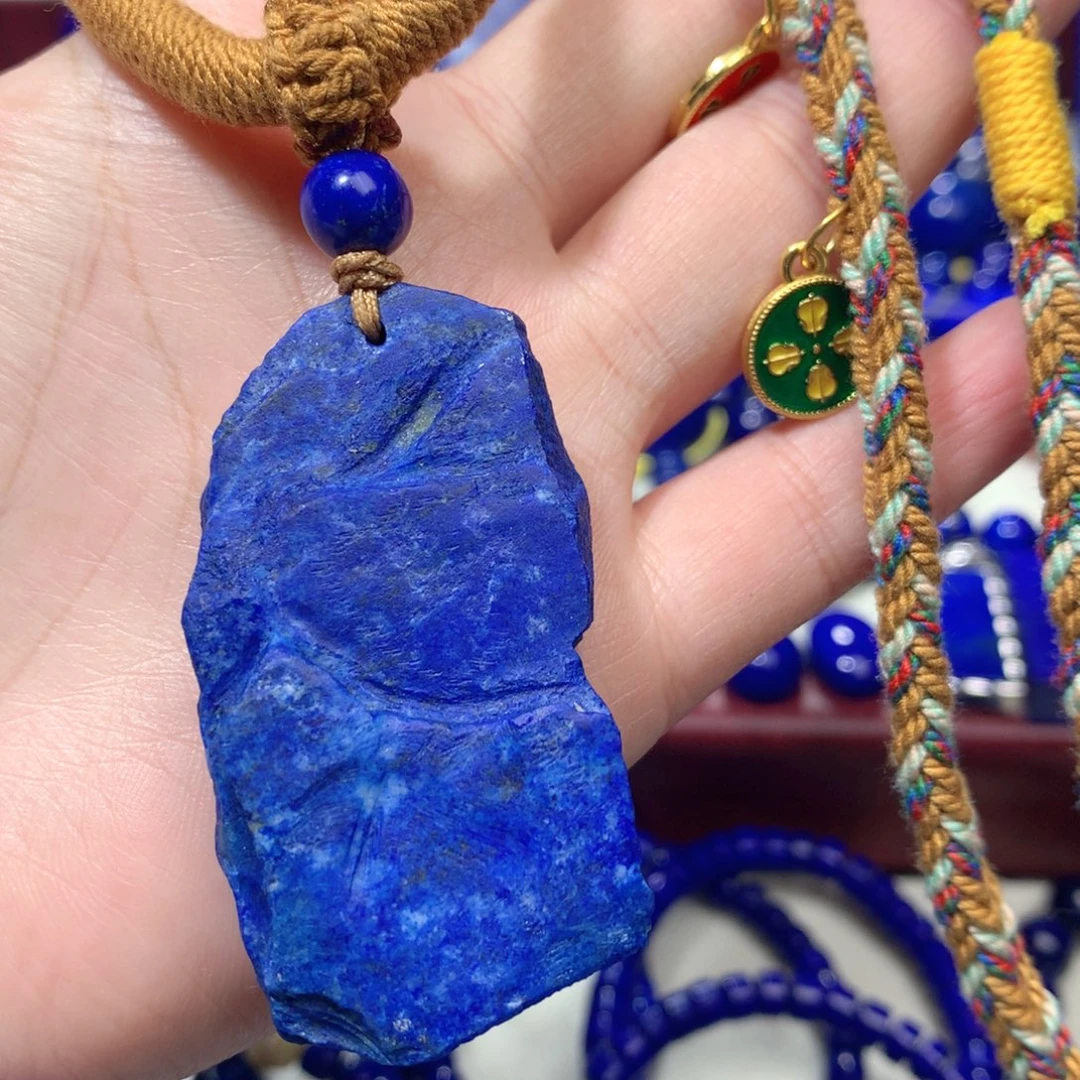 青金石未镶嵌挂件定制