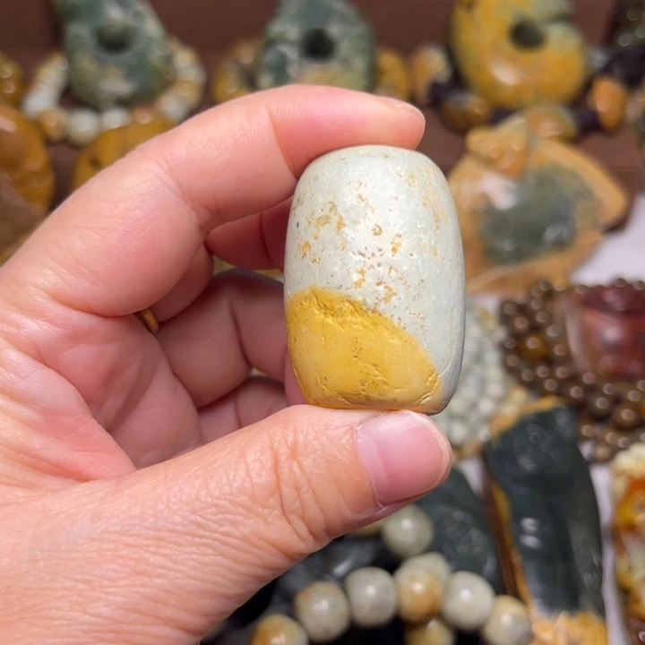 岫岩河磨玉（透闪石质玉）未镶嵌珠宝奇石