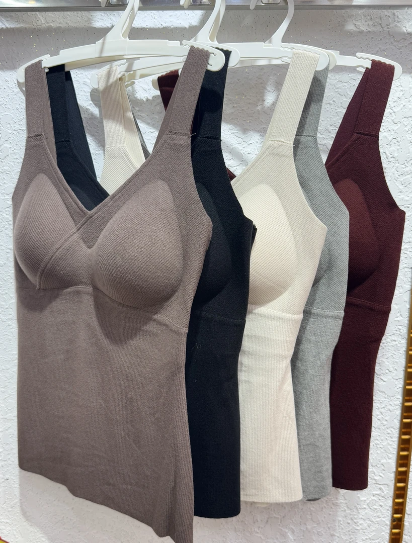 女士秋冬V领纯色无痕带胸垫加厚吊带加绒内衣冬季美背修身打底衫