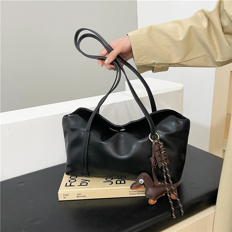 【工厂直销】时尚托特百搭轻奢女士斜挎单肩包6005黑色