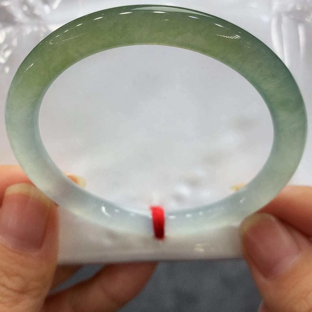 翡翠未镶嵌手镯翡翠手镯
