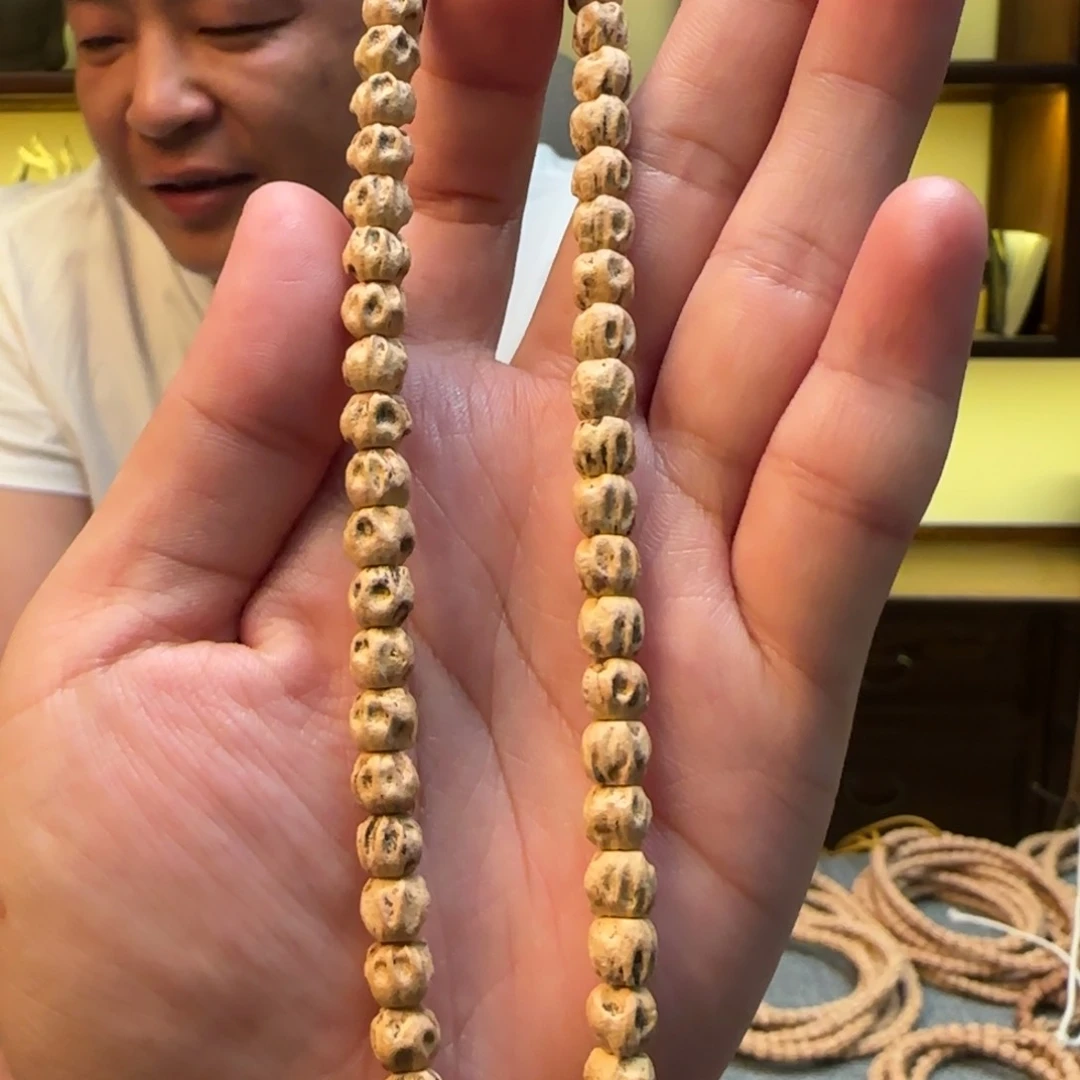 柏香籽/百香籽手串手持