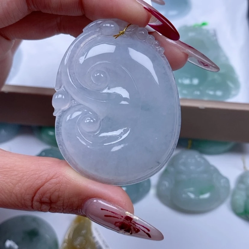 【闪购商品】翡翠颈饰未镶嵌不**心如意