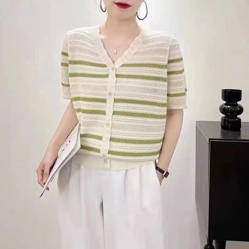 夏季新款V领冰丝短袖开衫薄款宽松气质百搭条纹减龄针织开衫上衣