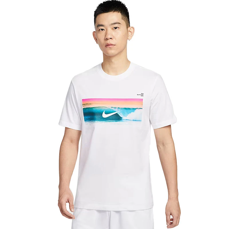 【耐克专属】NIKE耐克男子AS U NSW TEE OC PHOTO 2 T恤HJ0761-100