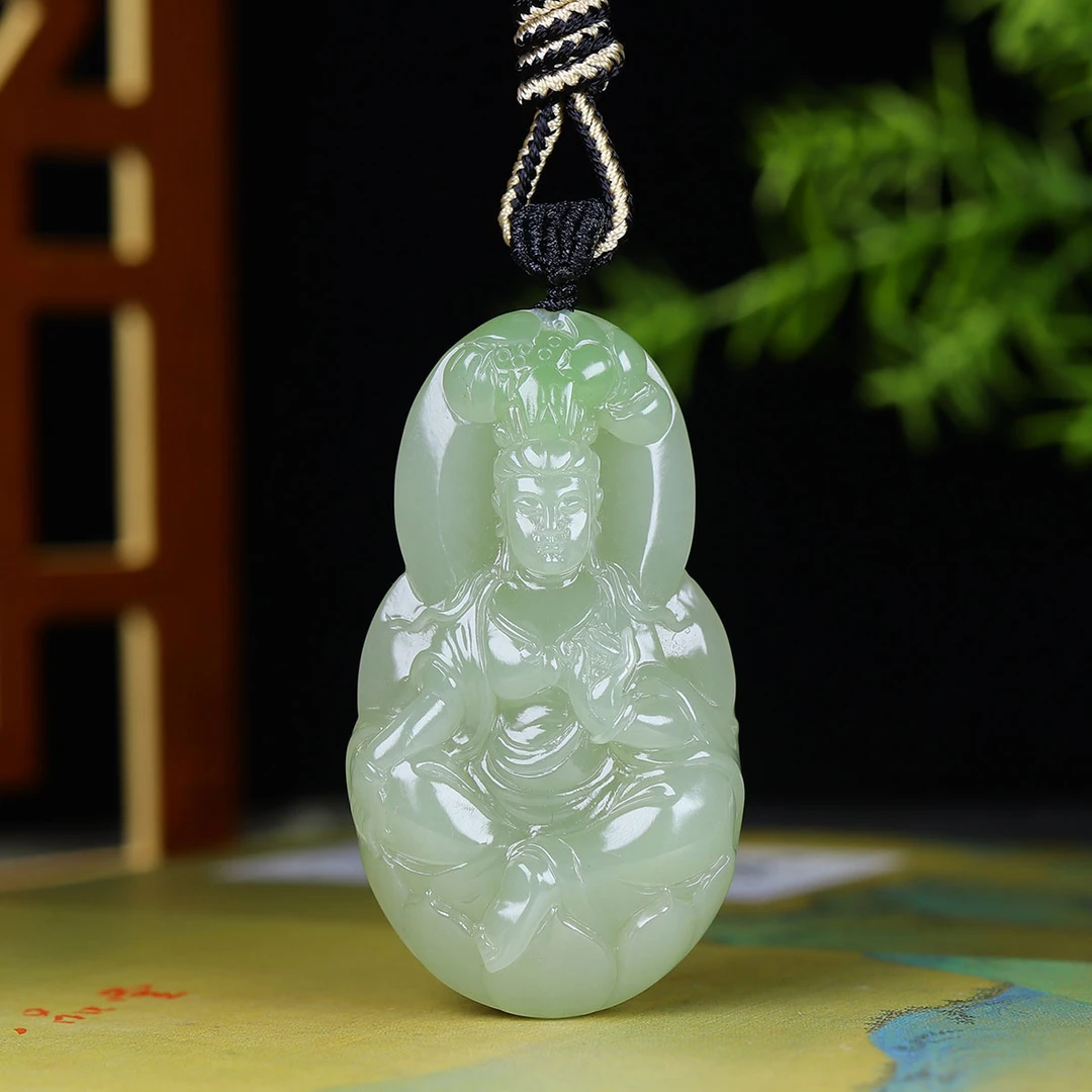 121723和田玉翠青观音挂件