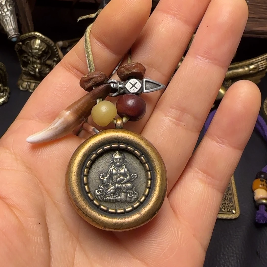 赵***镜泥塑藏传牌子……藏传牌子