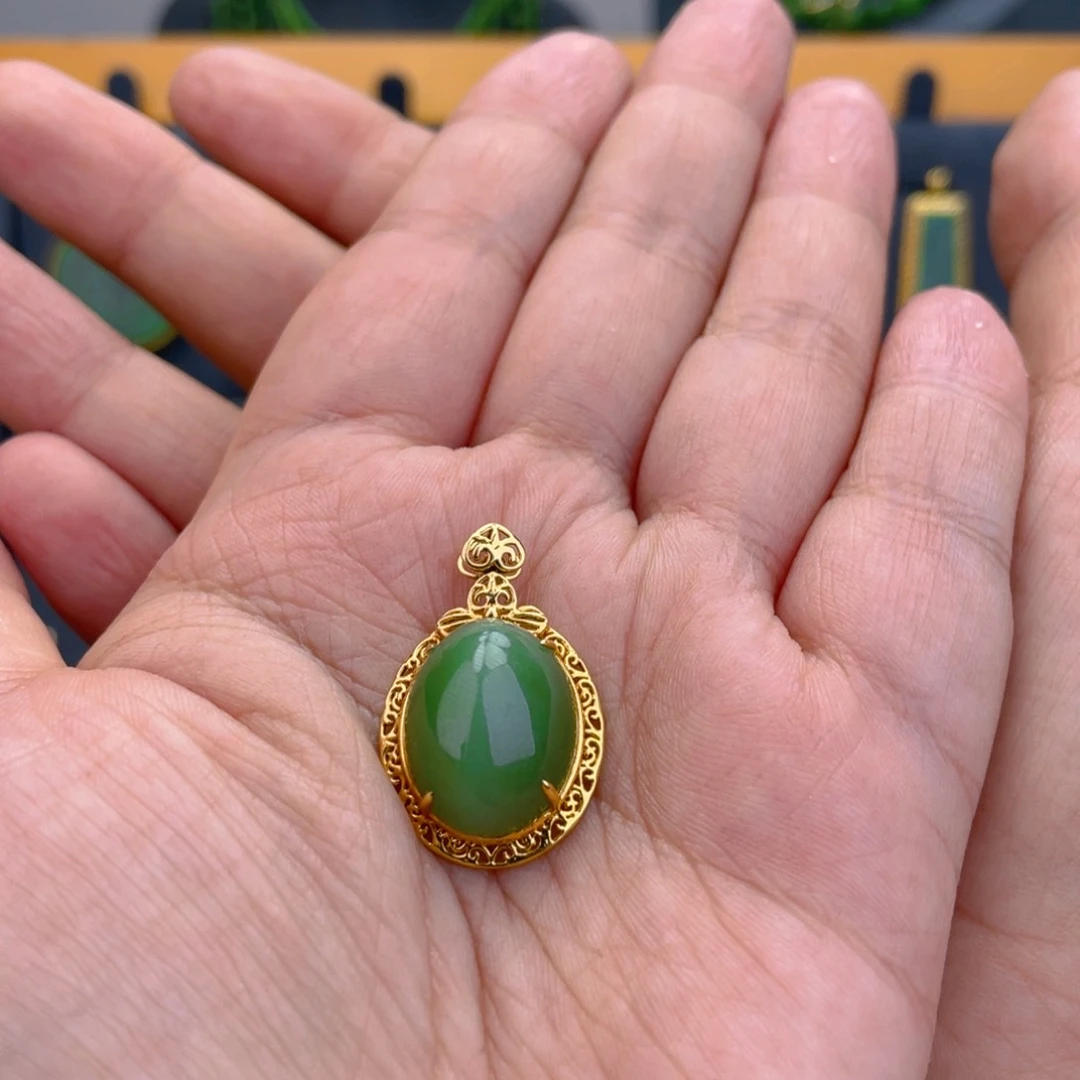 和田玉（碧玉）18K金镶嵌吊坠(不含链)蛋面吊坠