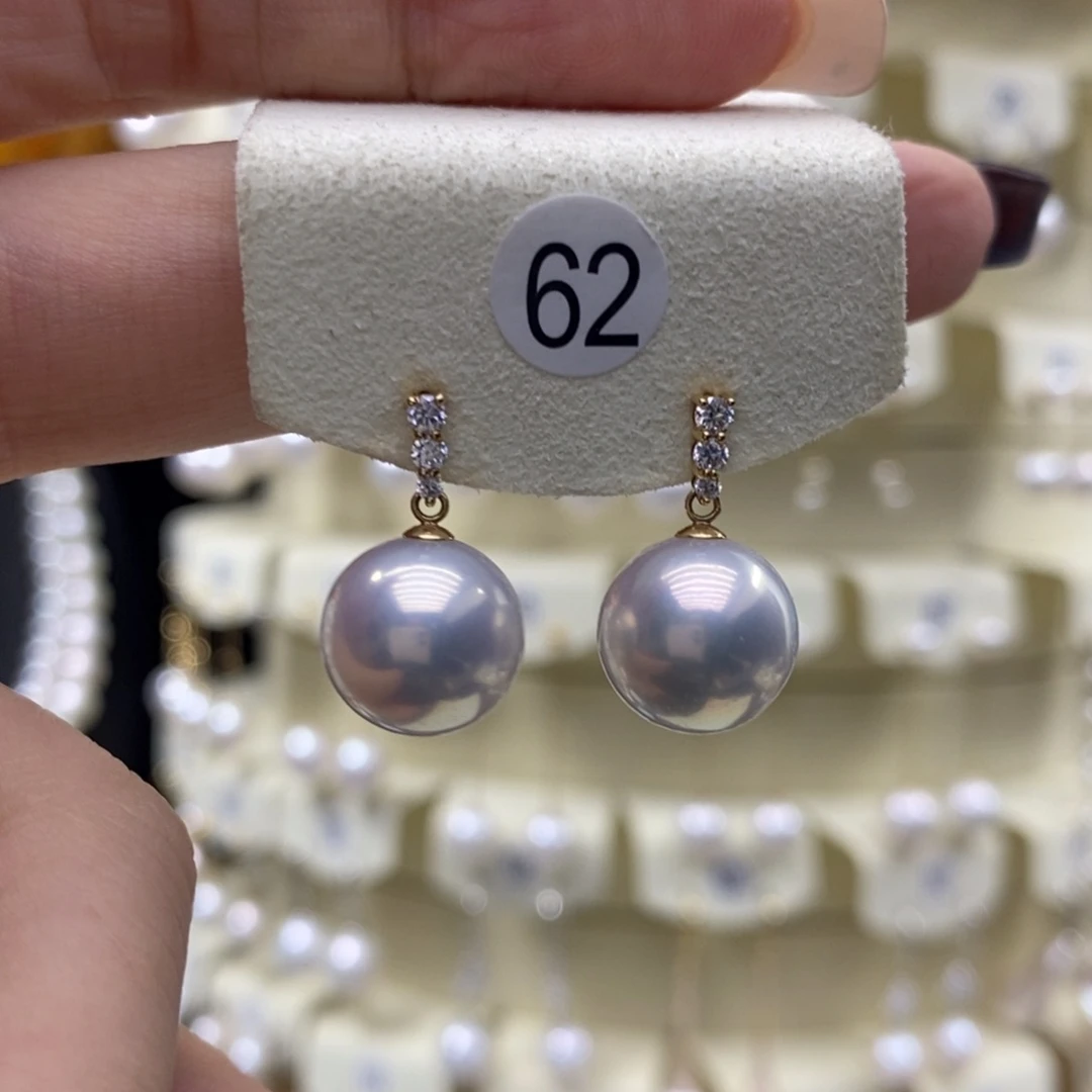 18K金镶嵌淡水珍珠耳饰