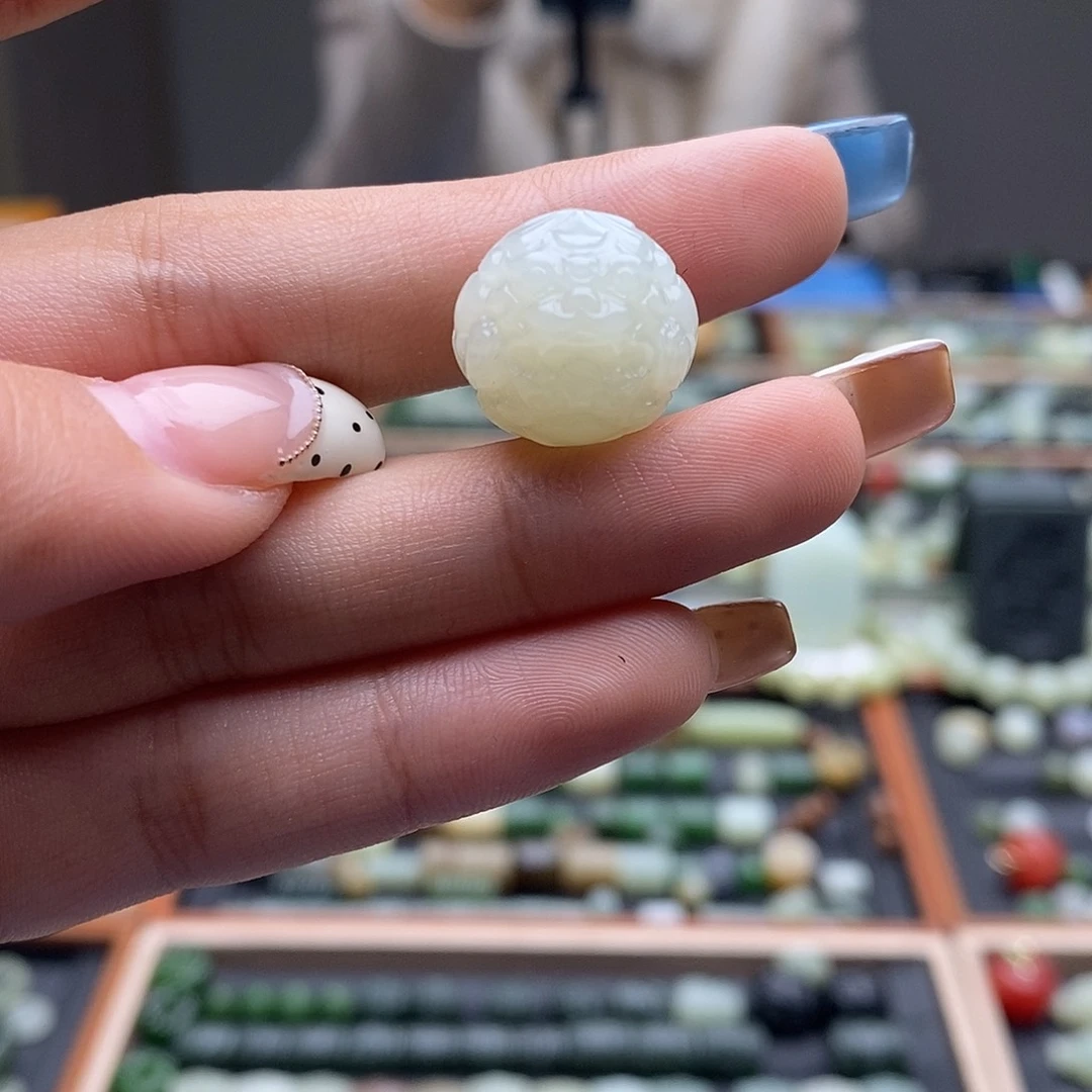 和田玉（糖玉）未镶嵌珠宝半成品