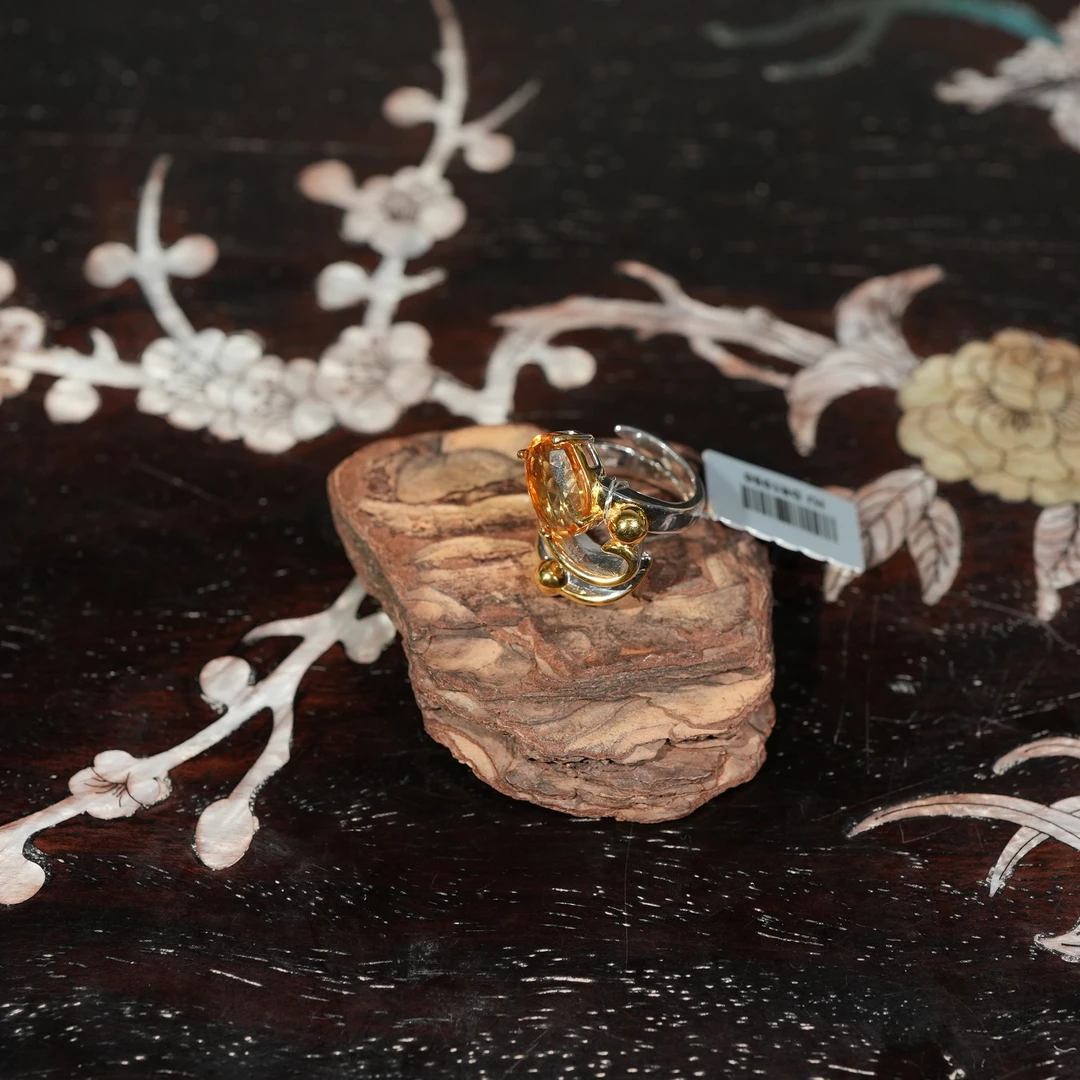 1.12香港王老板-水晶镶嵌戒指o58