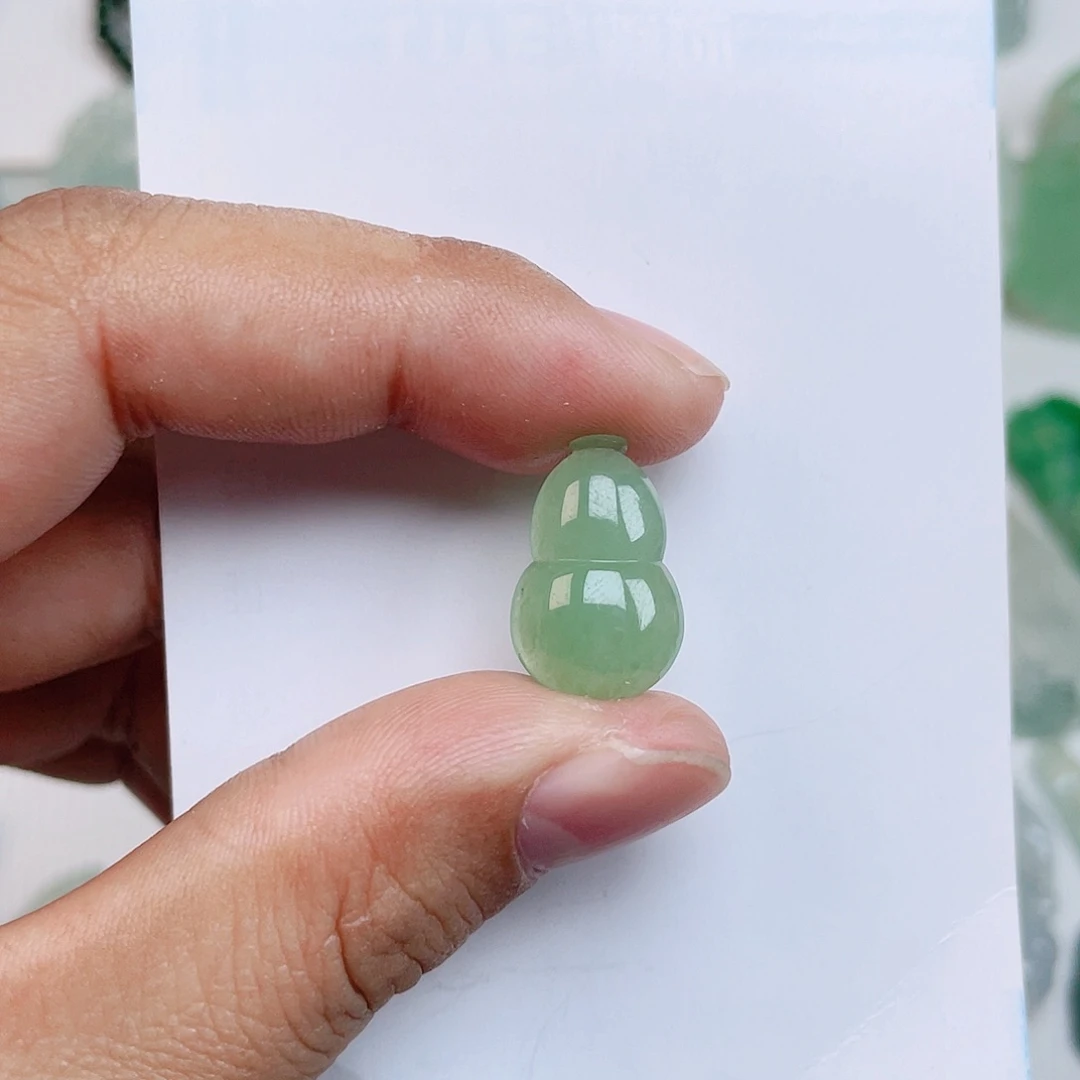 颈饰未镶嵌翡翠天然翡翠