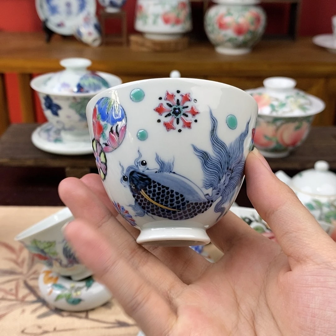 木****8哈哈哈哈哈哈哈哈