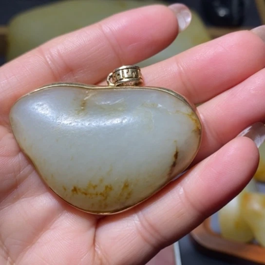 未镶嵌和田玉把件