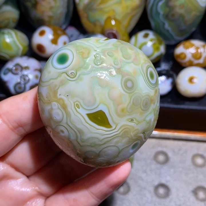 未镶嵌玛瑙/玉髓珠宝半成品45