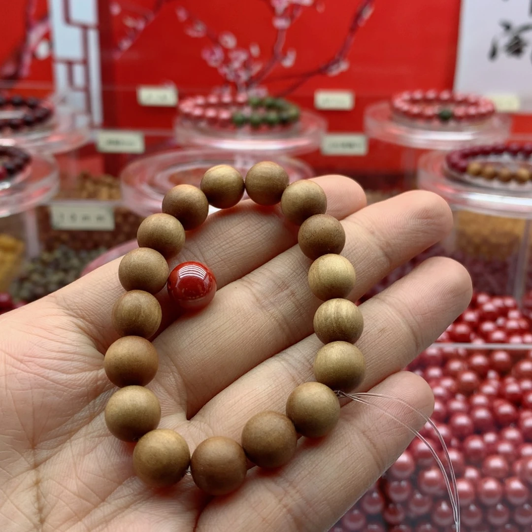 天然辰砂帝王砂老山檀手链