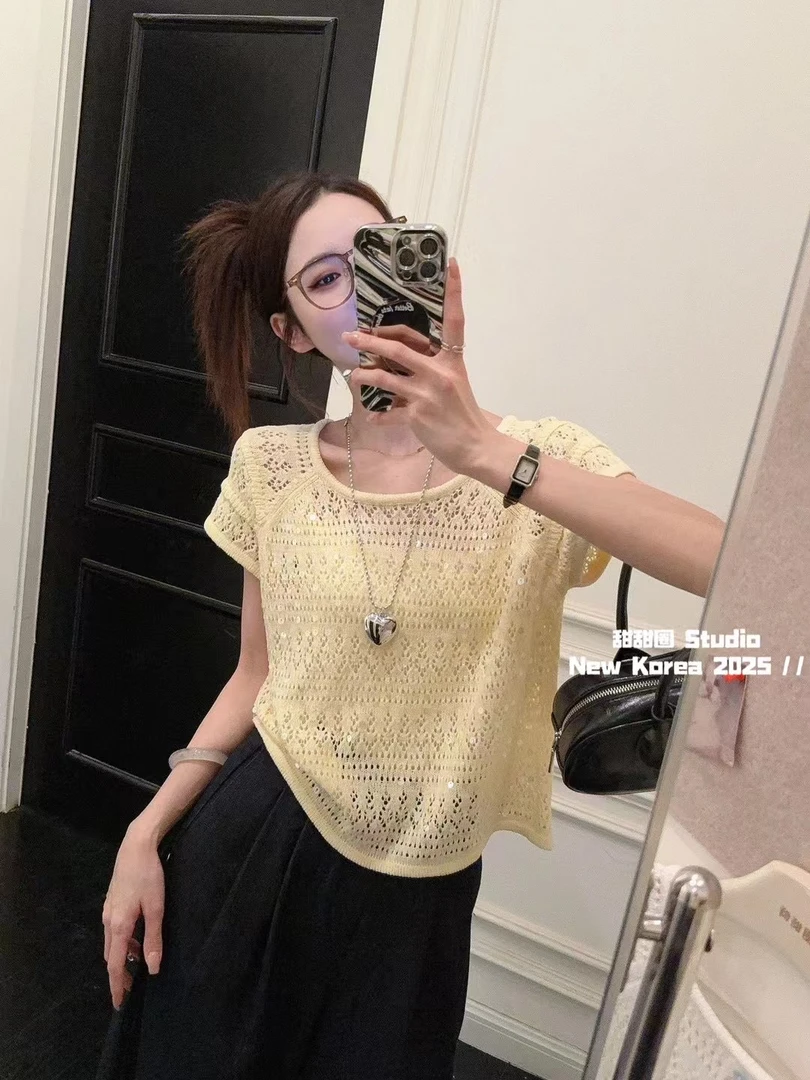 2025年设计噶飞飞袖亮片镂空上衣夏季新款独特高级感修身显瘦t恤